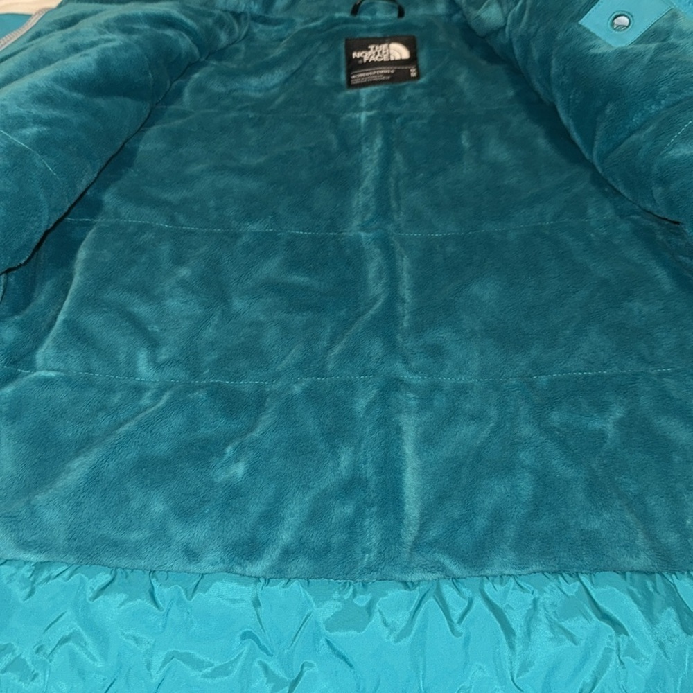 THE NORTH FACE INLUX INSULATED HYVENT JACKET WOMEN'S SIZE MEDIUM
Turquoise - Picture 13 of 13